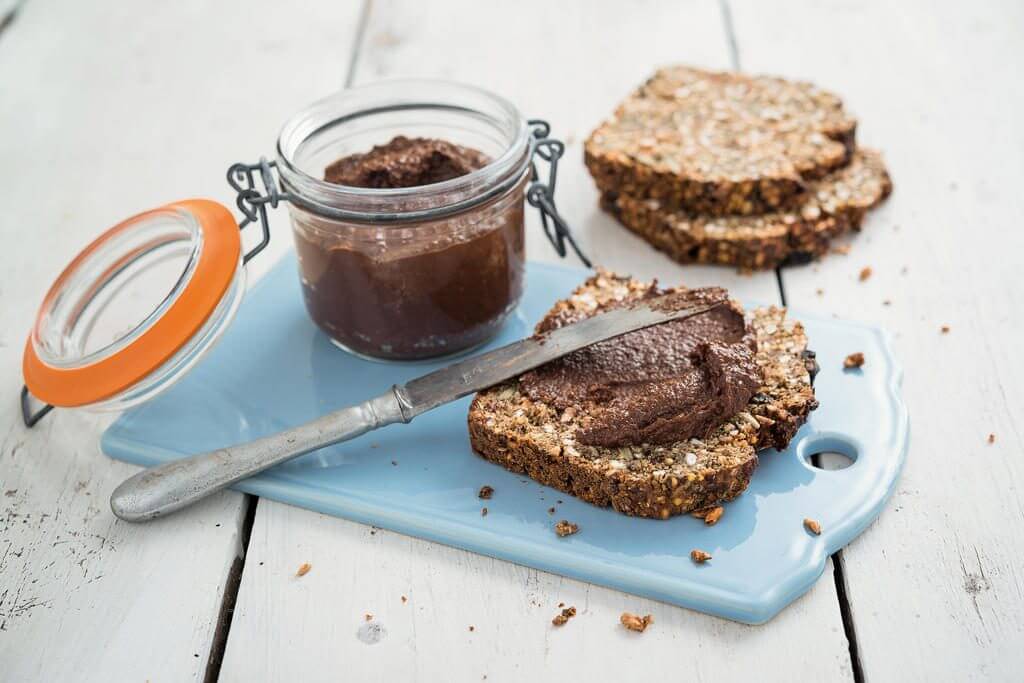 Vegane Brotaufstriche Selber Machen Herzhafte Und Susse Rezepte Eat Train Love 